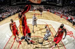 开云足球直播-冰与火之歌，浙江队爆冷独行侠，约基奇西决生死战封神