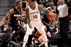 开云体育app-马刺力克雷霆，德罗赞点燃赛场的简单介绍