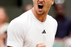 开云足球直播-美国网球队绝杀法国网球队，兹维列夫绝境逆转的简单介绍