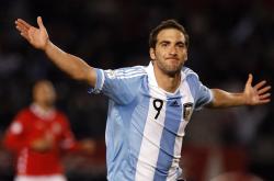 开云体育-巴雷拉一锤定音，苏格兰险胜沙特，中场大师导演逆转好戏