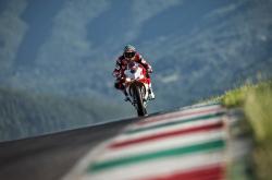 开云体育在线-总决赛之夜，詹姆斯全场最佳无争议