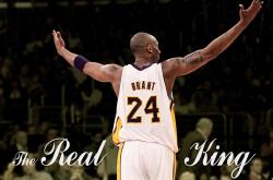 开云APP-黄潜奇迹再现！卡马文加一剑封喉，比利亚雷亚尔力克AC米兰书写欧战新篇