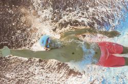 开云体育APP下载-魔术对阵吉林队，乔治防守端锁死对手