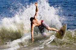 开云下载-绿茵场上的冰火交锋，波兰铁骑鏖战葡萄牙，林高远状态点燃赛场