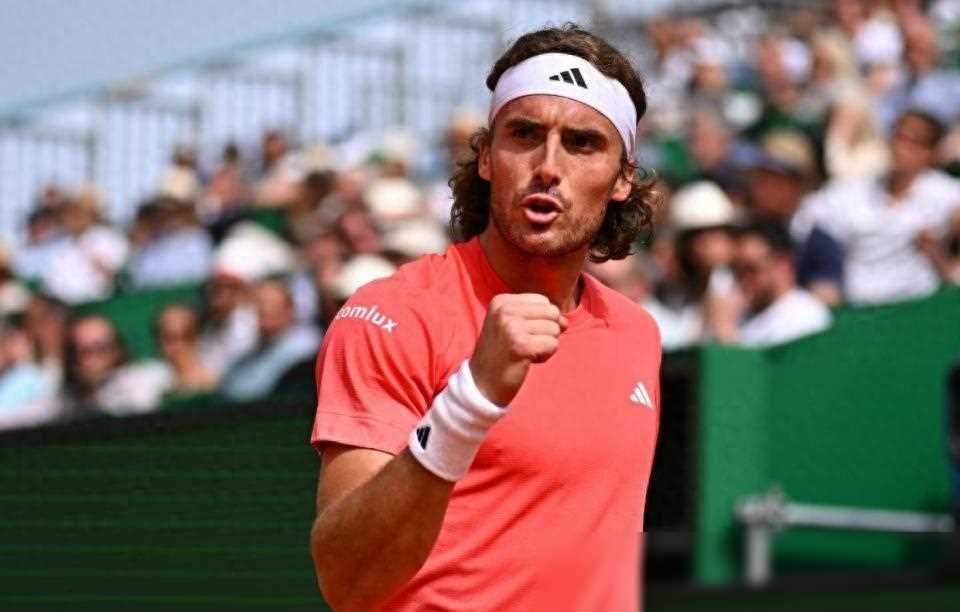 世界网球队绝地反击德国网球队，西西帕斯制霸全场