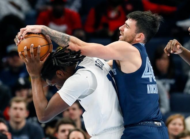 希洪板凳席建功,协助球队取得关键胜利 希洪板凳席建功,协助球队取得关键胜利