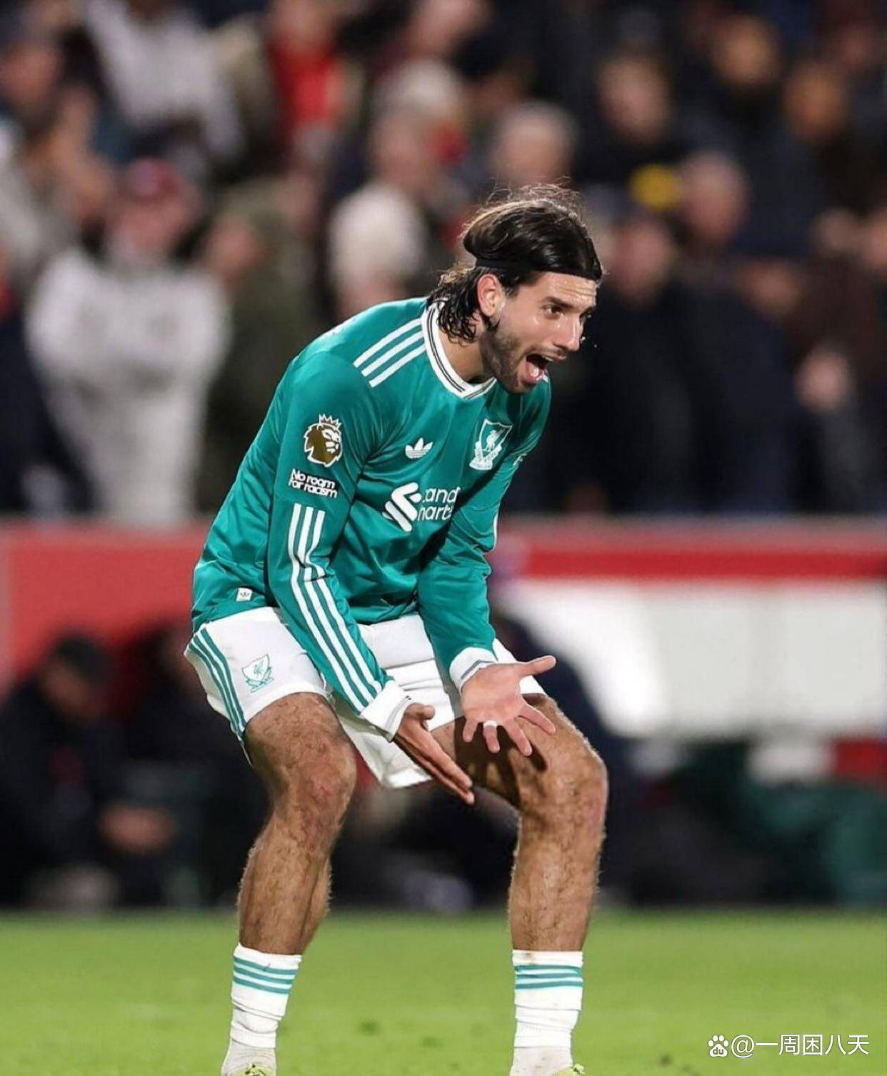 利物浦球员赛后受伤离场，对球队影响较大的简单介绍