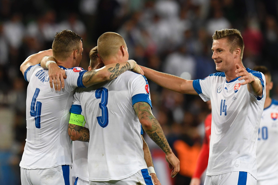 愛爾蘭擊敗波蘭，小組出線機會之門大開的简单介绍