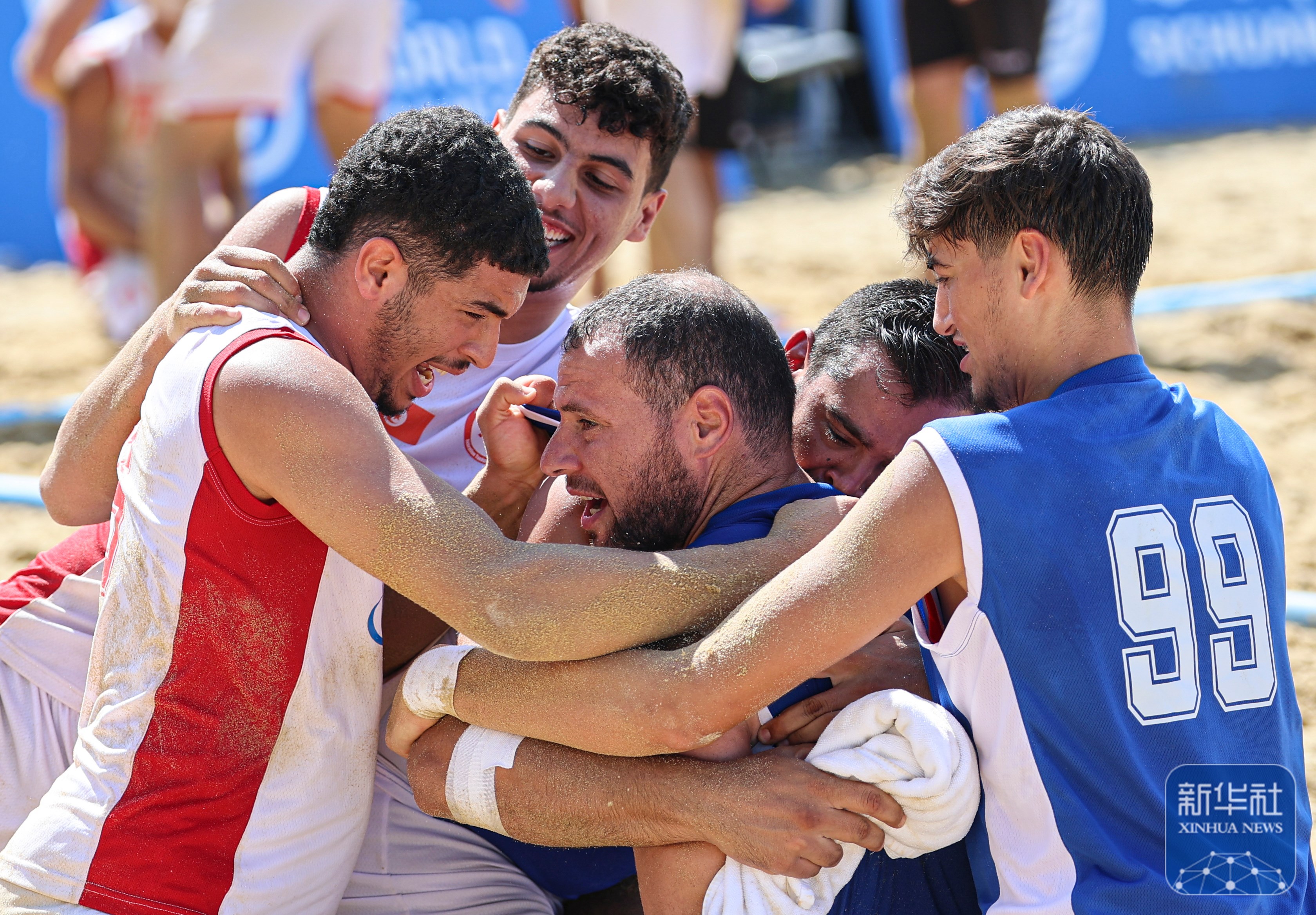 瑞典选手在手球比赛中掀起热潮