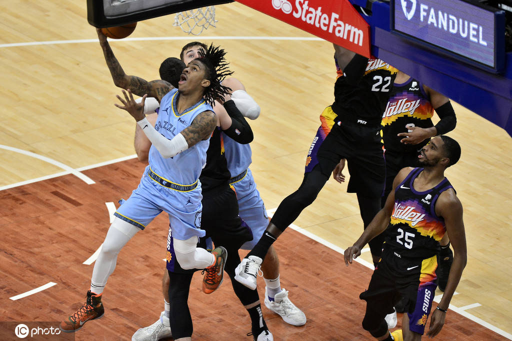 青岛队碾压太阳，莫兰特惊艳四座