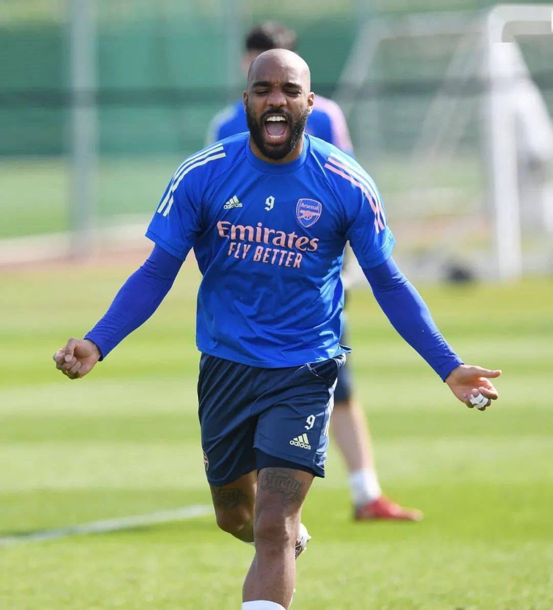 包含法国队轻取德国队，戴资颖状态火热的词条