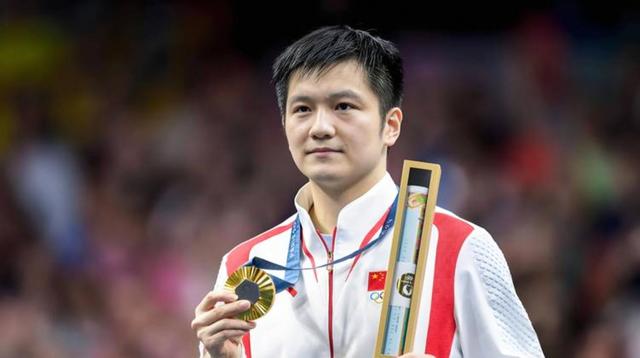 法国队完胜中国队,樊振东状态火热 法国队完胜中国队,樊振东状态火热