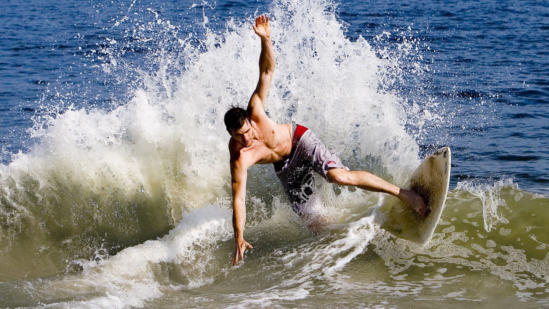 跨洋对决,广东队斩落森林狼,杰伦·格林成关键先生