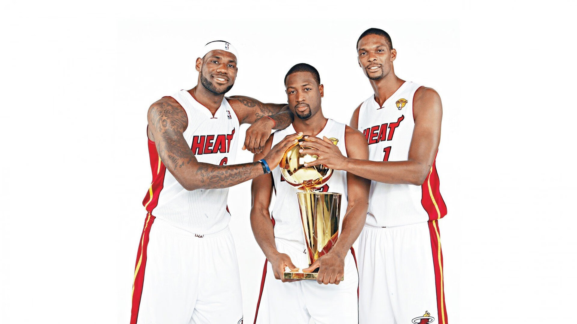 西甲国家德比之夜，卡塞米罗攻防两端的绝对统治