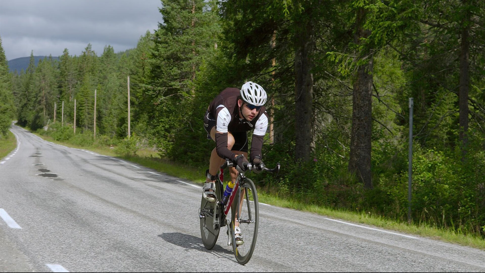 从委内瑞拉拿下安哥拉，看NBA总决赛焦点战的全球篮球启示