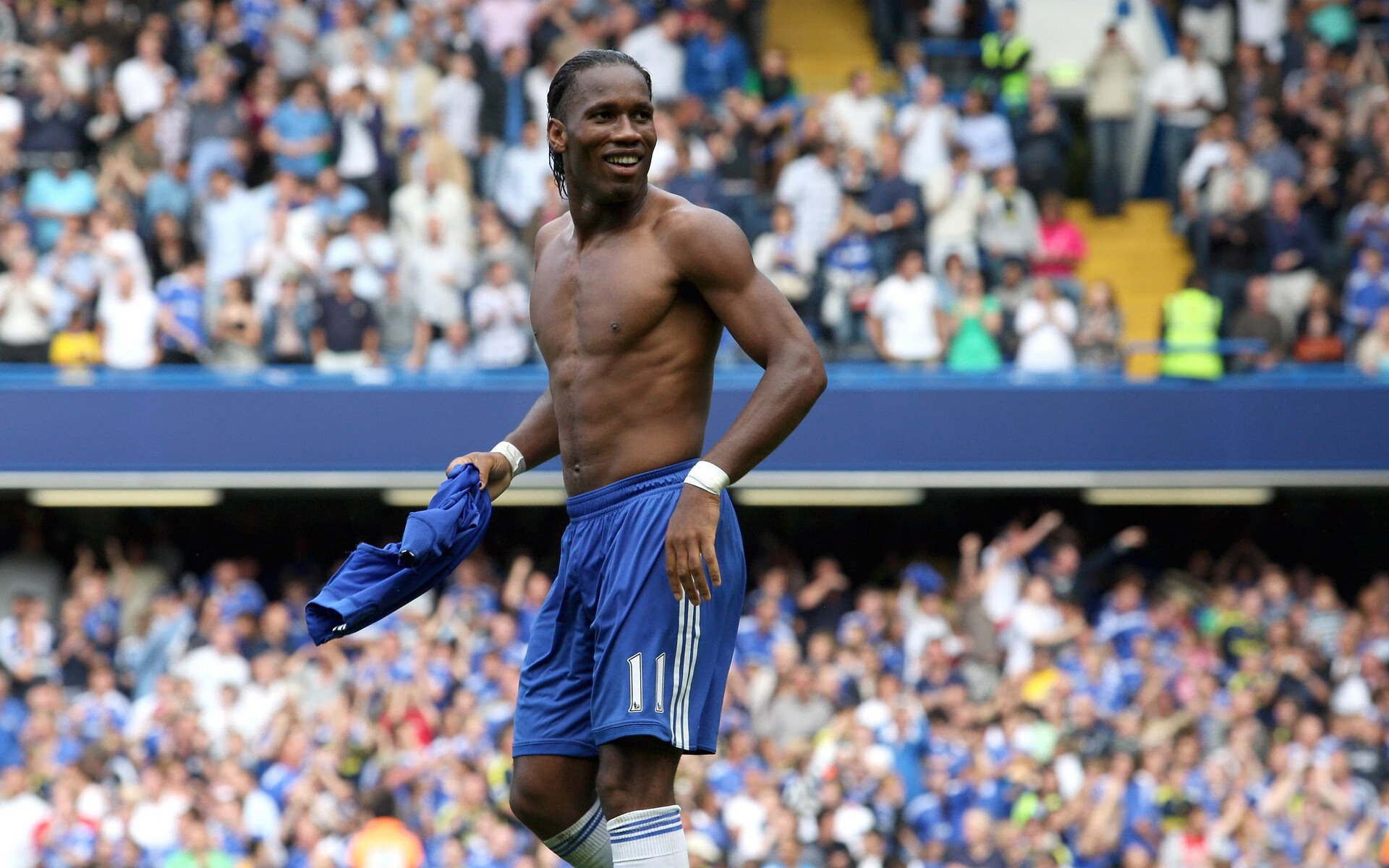 布克如日凌空，火箭未升空已见黄昏